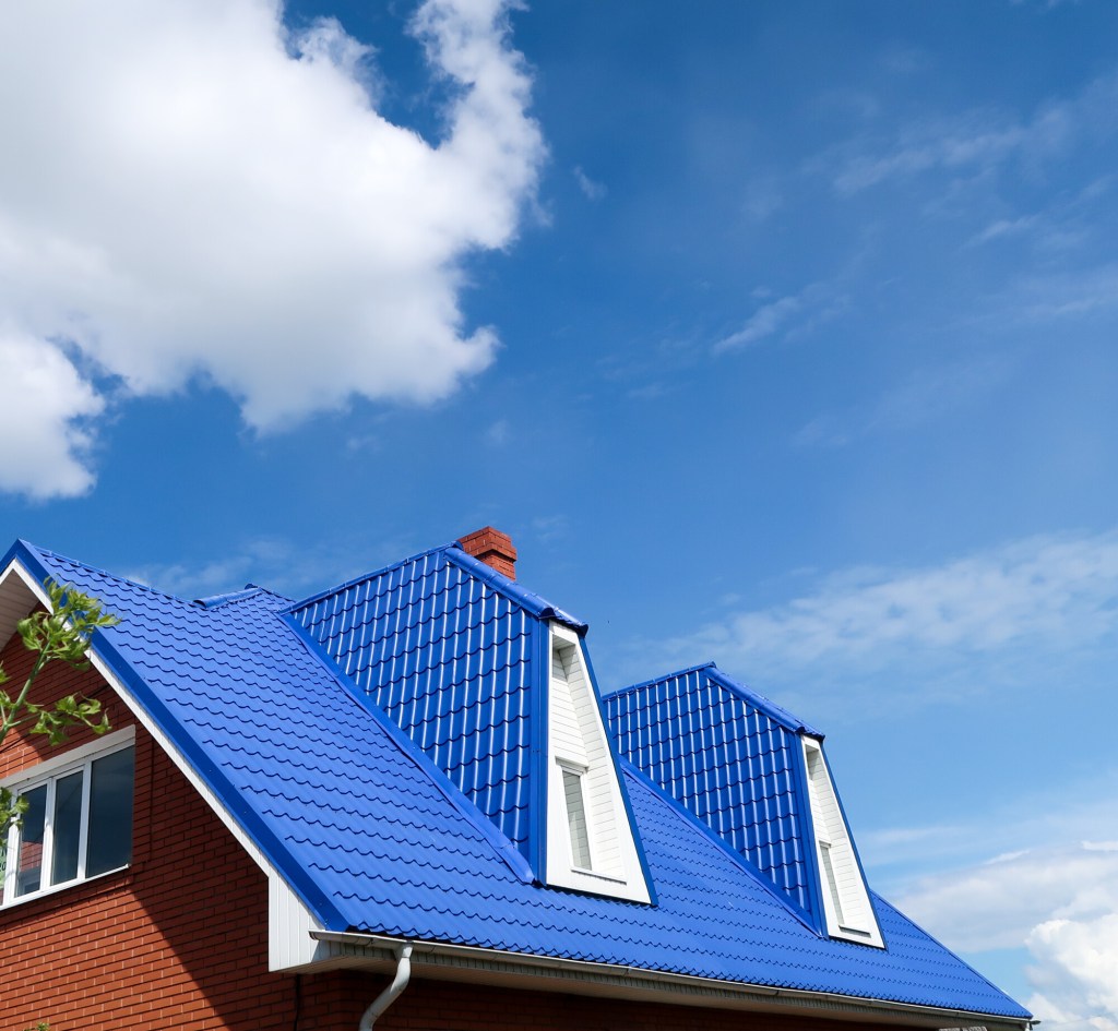 metal roof cost vs shingles